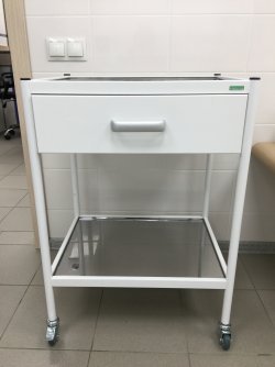 Столик передвижной процедурный 