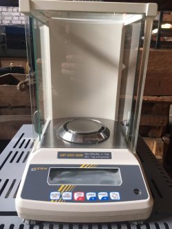Весы лабораторные KERN ABT 220-5DM