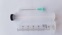 Шприц (3-х комп) 20мл , однораз. стер. с надетой иглой 21G 0,8*38 Luer Slip "MEDORA"