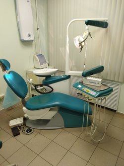 Стоматологическая установка CHIRANA SMILE