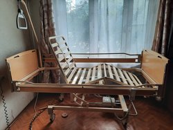 Медицинская функциональная кровать.