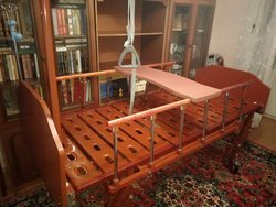 Электрическая медицинская кровать