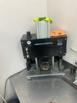 Пресс для изготовления зубных протезов Yamahachi (Япония)