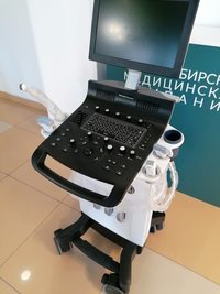 Ультразвуковой сканер Versana Essential с 4-мя датчиками