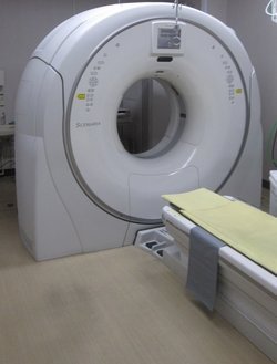 Кт томограф Hitachi Scenaria 128 срезов бу 