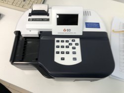   Анализатор мочи UroMeter 720
