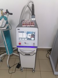 Неодимовый лазерный аппарат Genelux (Q-SWITCH ND:YAG ЛАЗЕР)  для карбонового пилинга, удаления татуировок и пигментных пятен