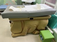 Кушетка смотровая детская