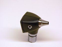 Диагностический волоконно-оптический отоскоп