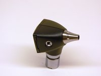 Диагностический волоконно-оптический отоскоп