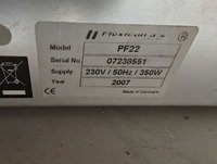 Комплекс: дозатор Flexicon PF22 и укупорщик FS32, GMP
