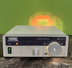 Источник света Carl Storz halogen 250 twin