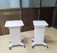 Медицинская тележка на колесиках