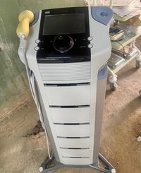 Аппарат ударно-волновой BTL6000. 