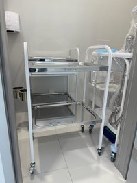 Медицинский манипуляционный стол HILFE