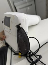 PORT-X IV - портативный высокочастотный интраоральный рентгеновский аппарат с интегрированным датчиком GENORAY