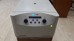 Центрифуга Eppendorf 5702R с охлаждением