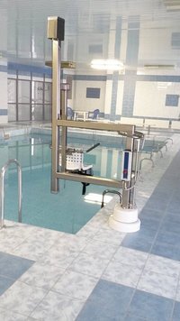 Устройство для перемещения пациента в бассейн