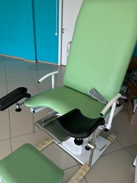 Гинекологическое кресло с электроприводом